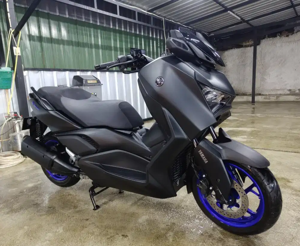 Yamaha X-Max 2025