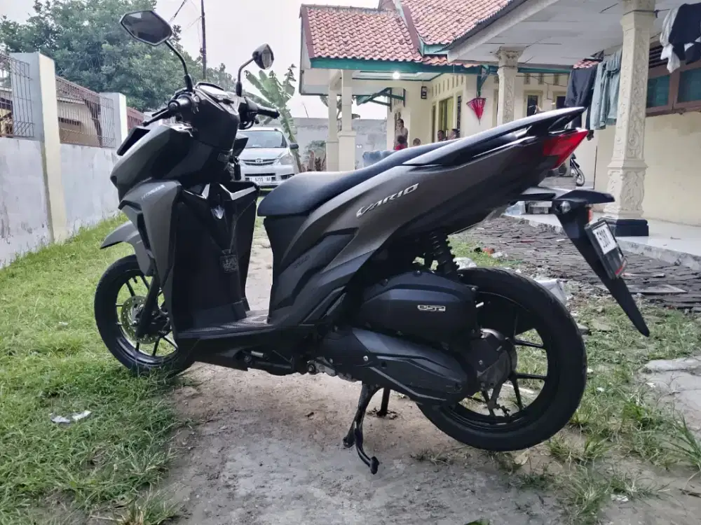 H. Vario 125 CBS ISS