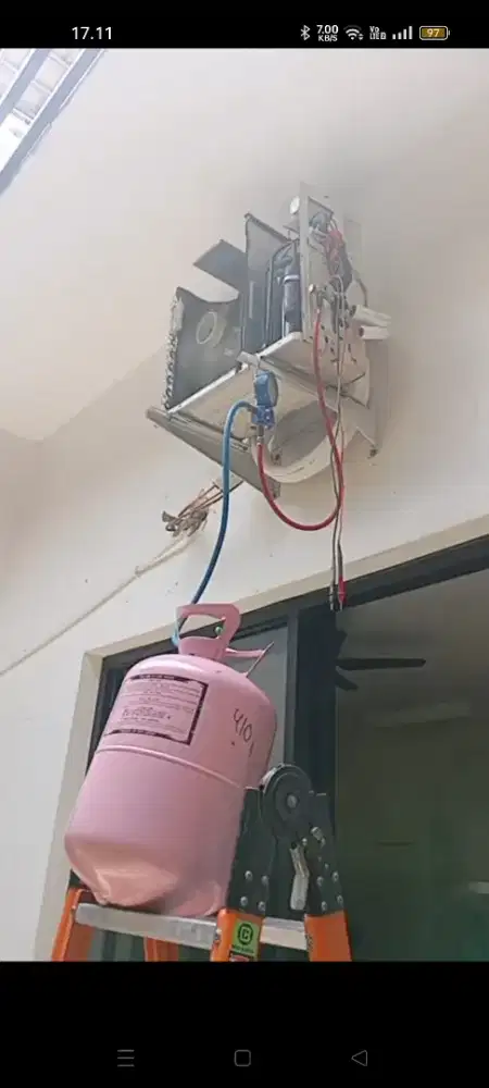 Servis AC panggilan