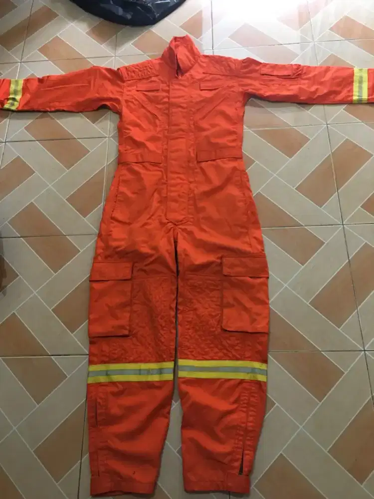 Jumsuit Pemadam Kebakaran