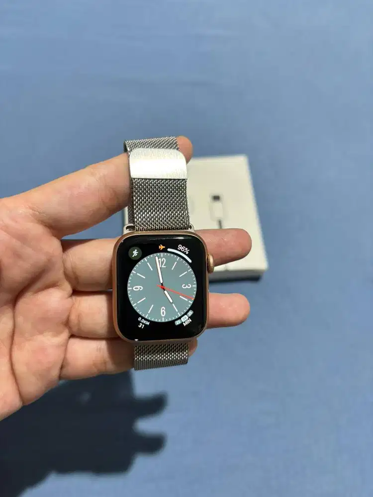 Apple Watch Series 6 40MM Gold