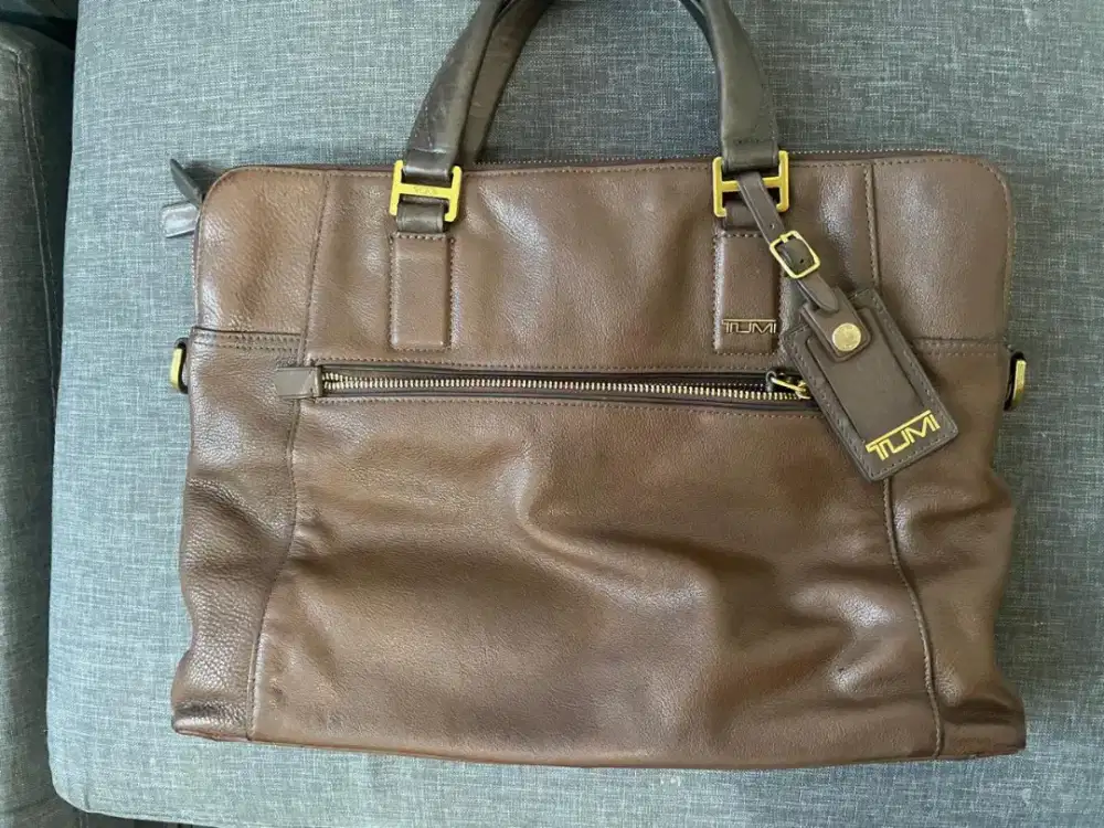 Tas Laptop Tumk Beacon Hill 100% Leather