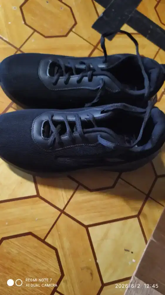 Sepatu Baru Pro ATT