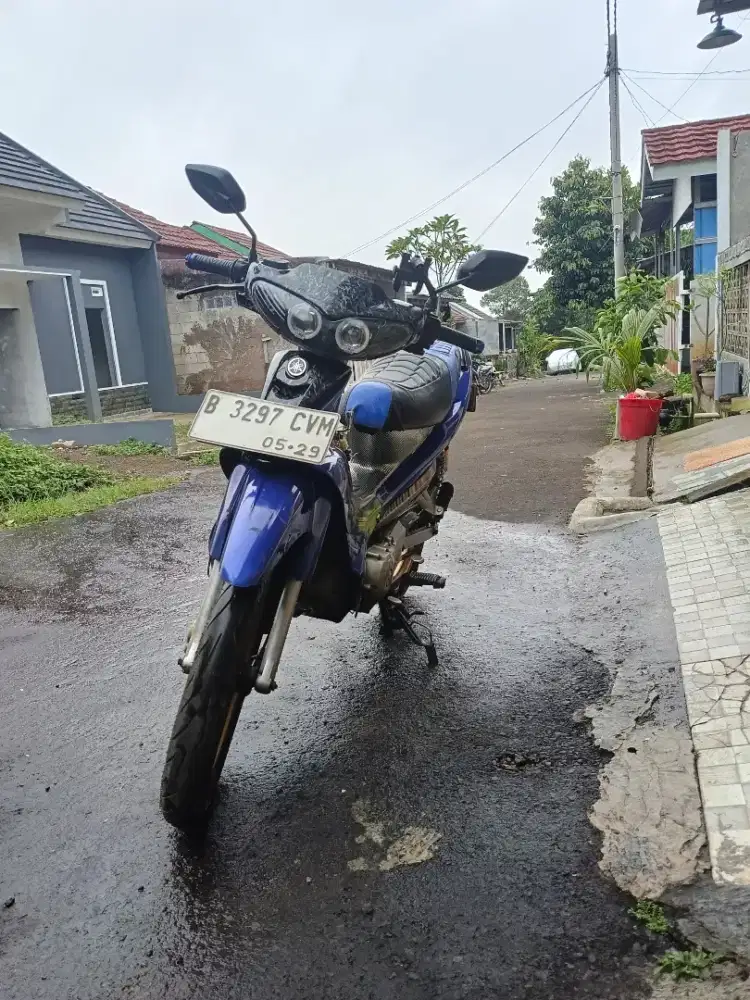 Jupiter z udah manis
