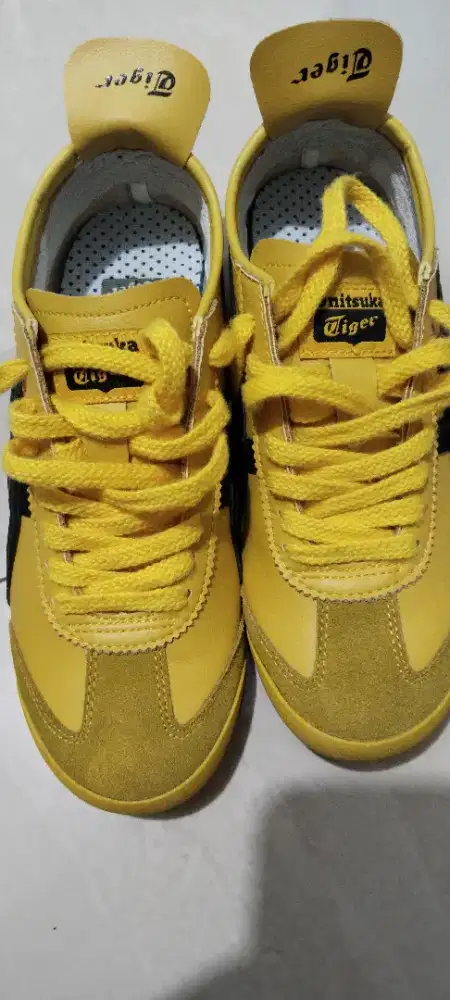 Sepatu onitsuka tiger  yellow real kulit ori counter