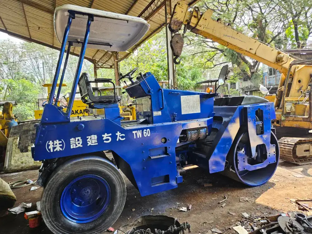 Combinasi Sakai TW 60 Kapasitas 6 Ton