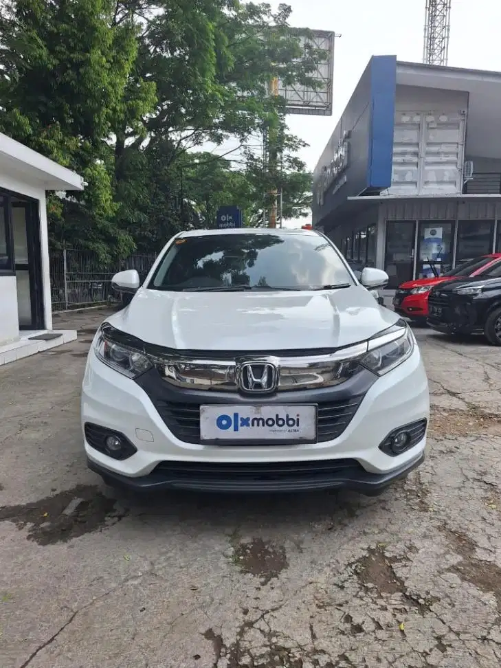 LOW DP Honda HR-V 1.5 S Bensin-AT 2020 VZJ