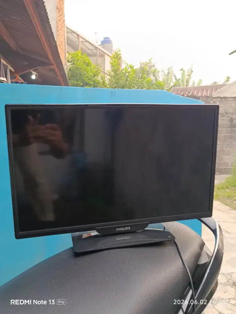 JuaL sangat Cepat LED Philips 24Inch, Minus masih bisa negO