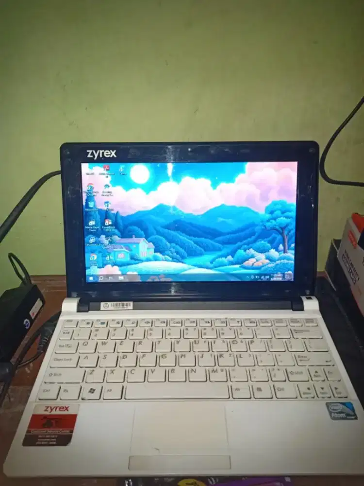 Dijual laptop zyrex