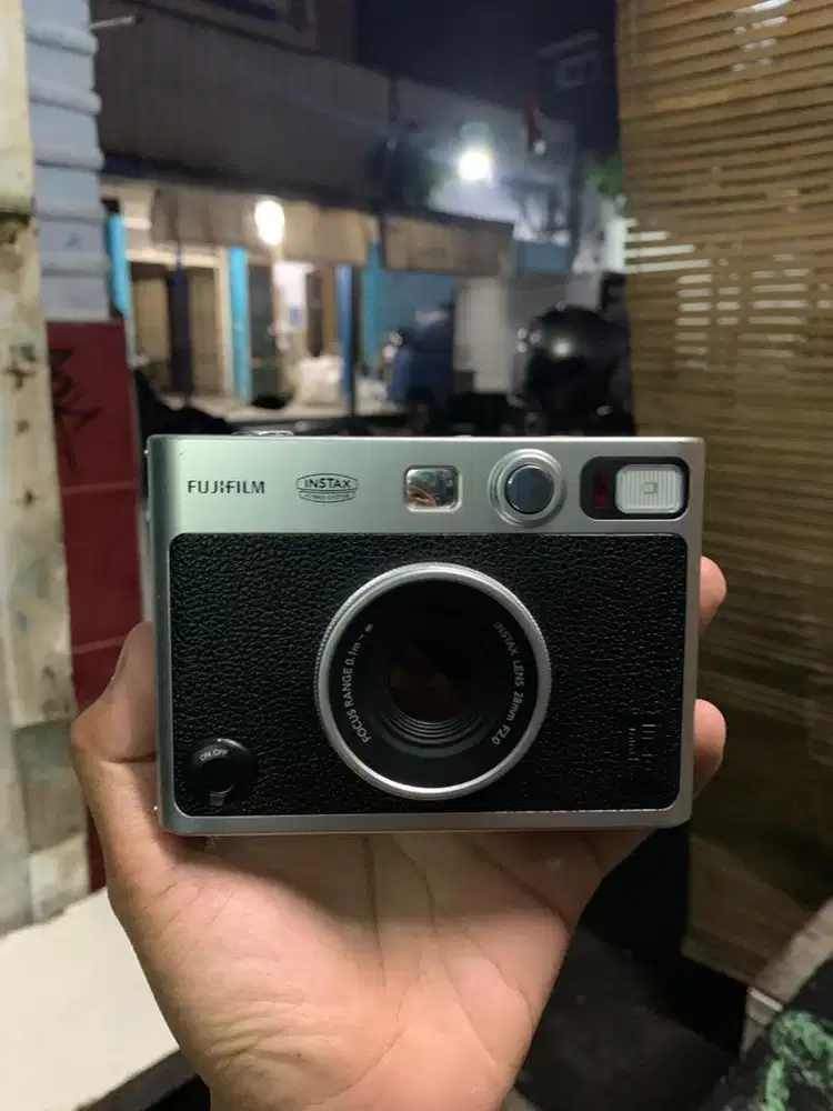 Kamera Polaroid Fujifilm Instax Mini Evo