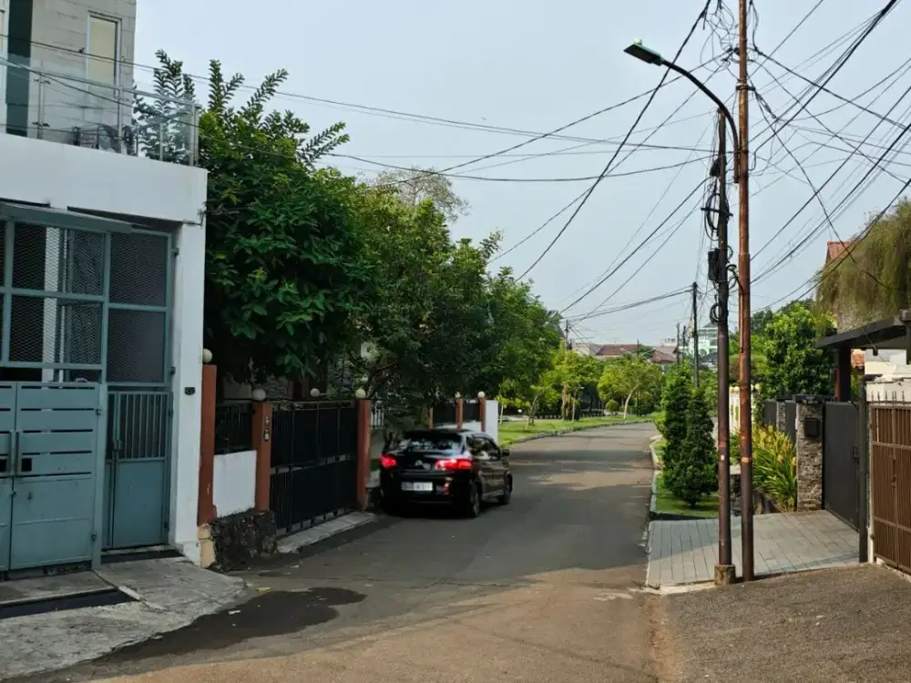 Rumah + Kost di Tosiga, Kebun Jeruk