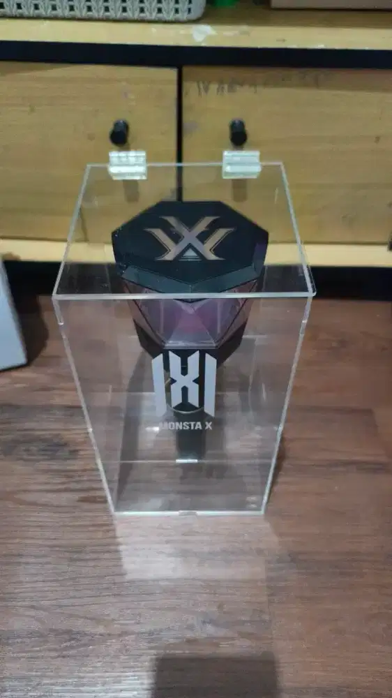 Monsta X Official Lightstick Ver 1