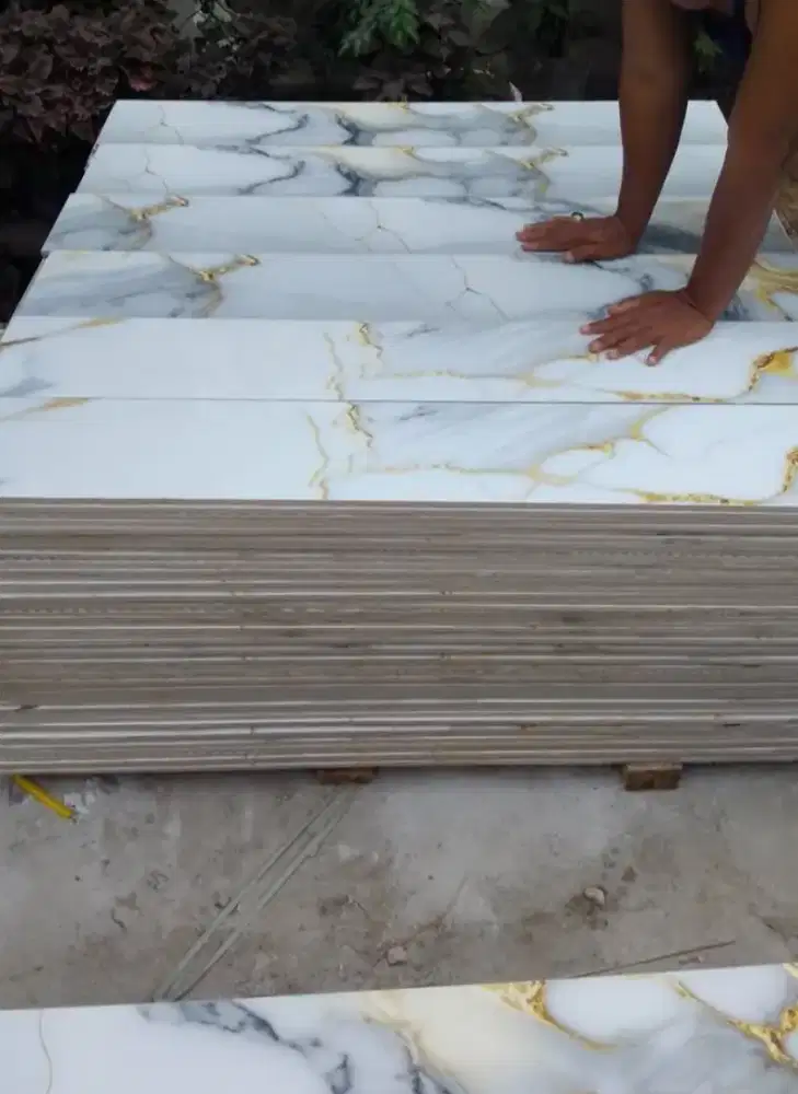 granit tile potong pabrik