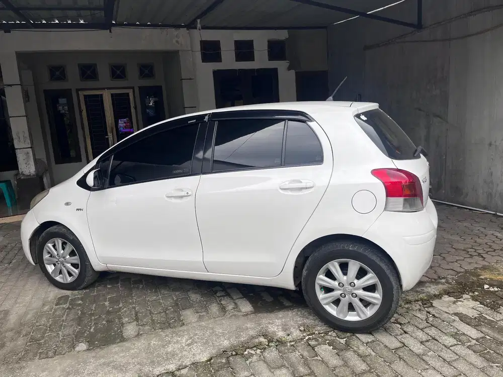 Toyota Yaris 2009 Bensin