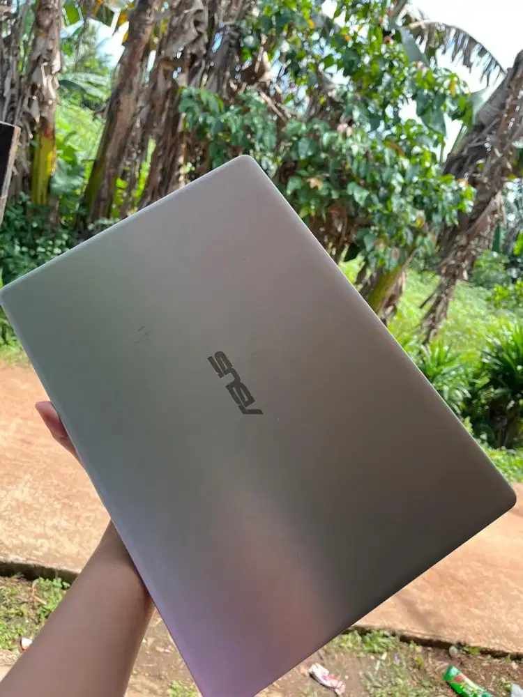 Laptop Asus Vivobook S14 Core i3