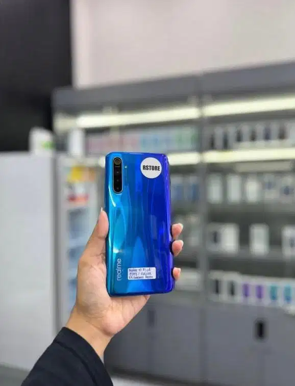 Realme xt 8/128Gb Fullset, Ex Garansi Resmi Indonesia 1 Tahun