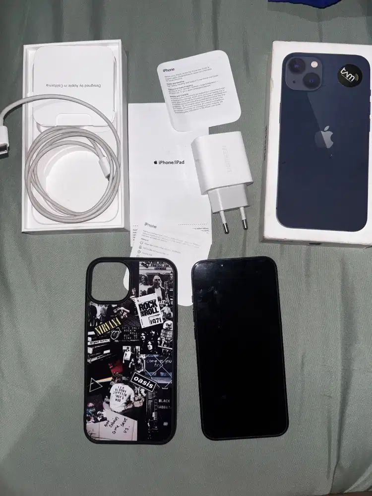 ip 13 basic black