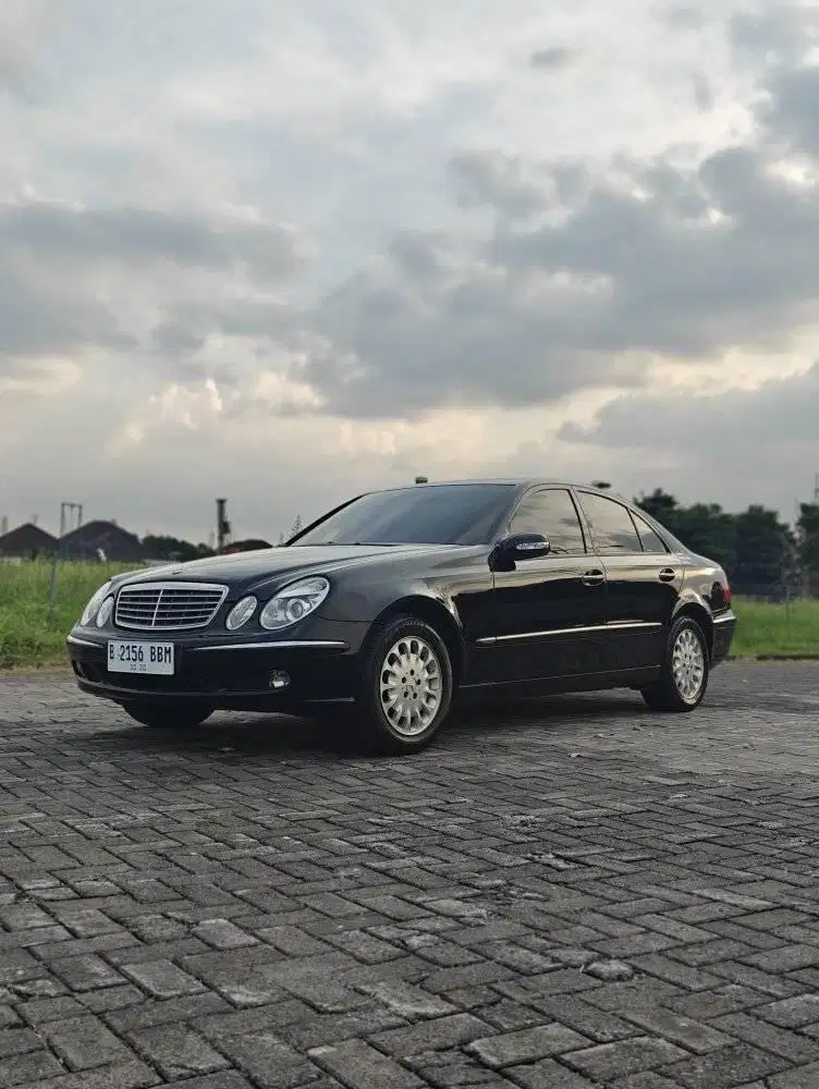 TERBAIK! MERCY E260 W211 2005 At, ISTIMEWA, ANTIK! KM50rb