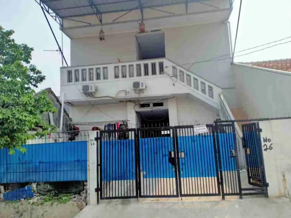 Dijual Rumah kost- Kostan Lt 204 m2 lb 270 m2 di Madrasah Bojong Rawa Buaya ada 10 kost di Lt 1 & 10 kost Lt 2, tinggal terusin, Ayo survei & nego yuk!!