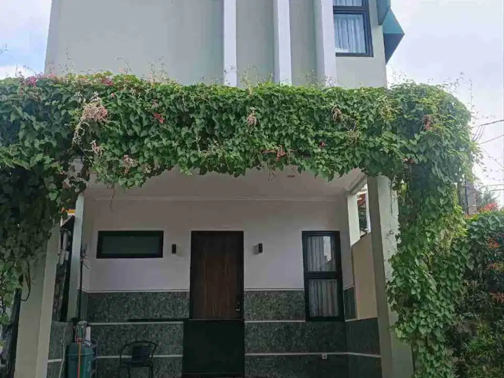 DIJUAL PERUMAHAN 
ARYAWANGSA  RESIDENCE 
JAKARTA SELATAN 
FULL FURNISHED