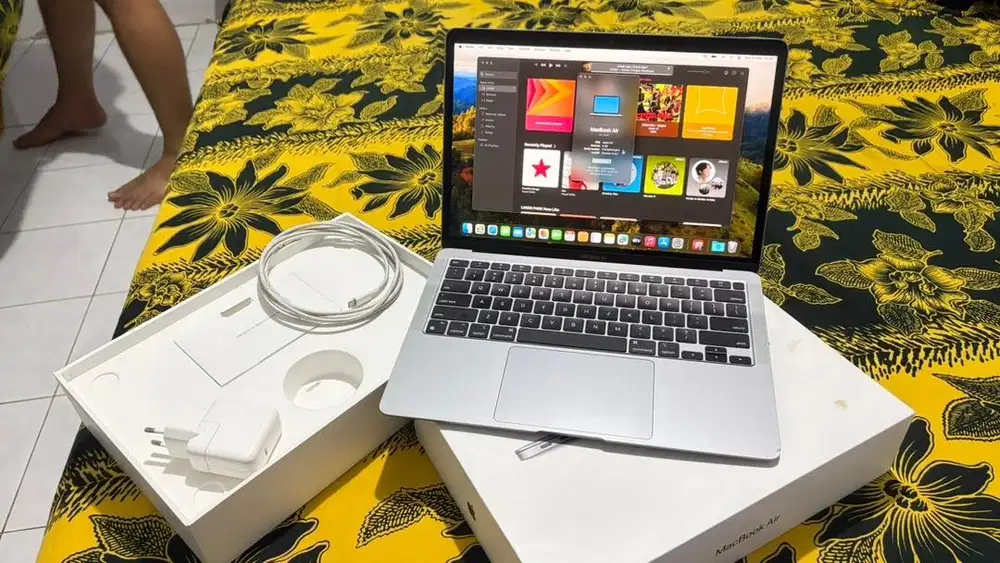 macbook air m1 8/256gb