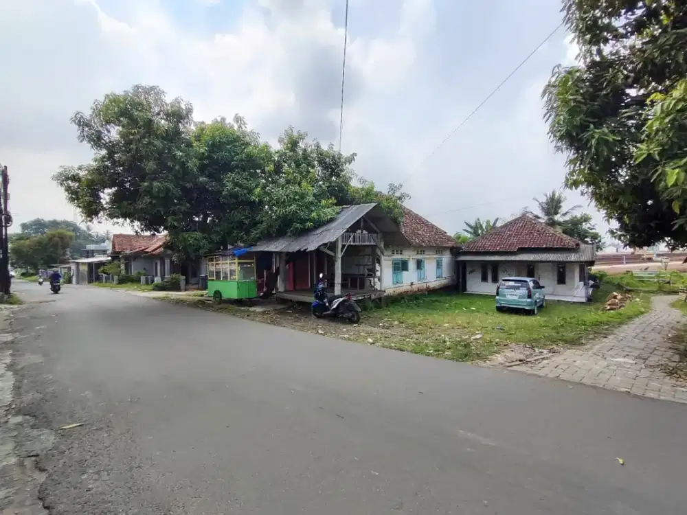 JUAL TANAH + BANGUNAN PINGGIR JALAN RAYA SEPANG CIRACAS DEKAT PERUMAHAN
