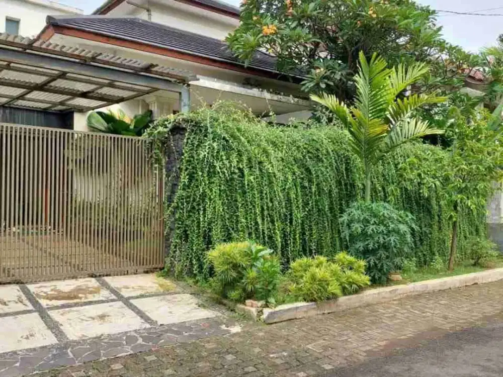 rumah 2 lantai harga murah dibawah pasaran, siap huni, bebas banjir, semi furnished di delman indah, kebayoran lama utara, jakarta selatan