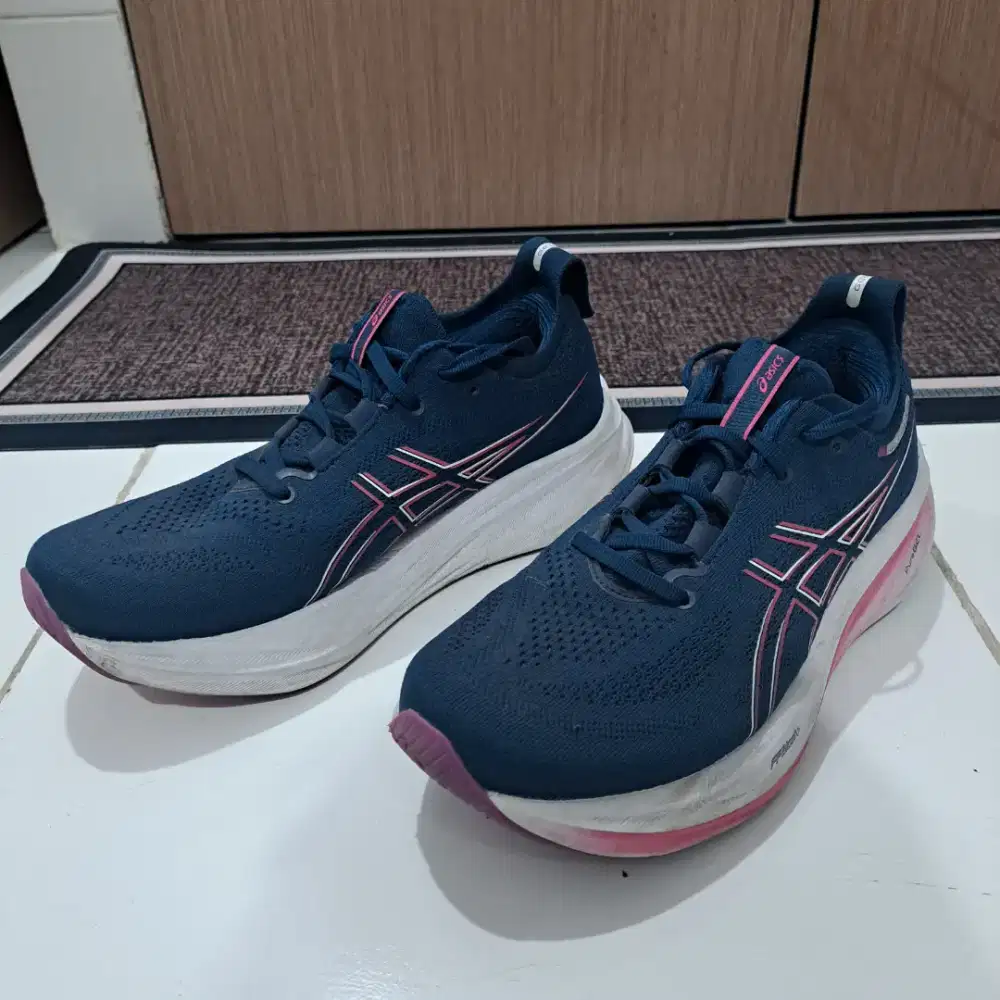 Dijual Sepatu Lari Asics Gel Nimbus 26