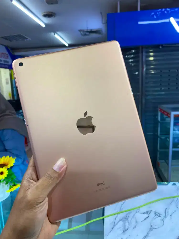 IPAD 8 128 SECOND INTER WIFI UNIT ONLY