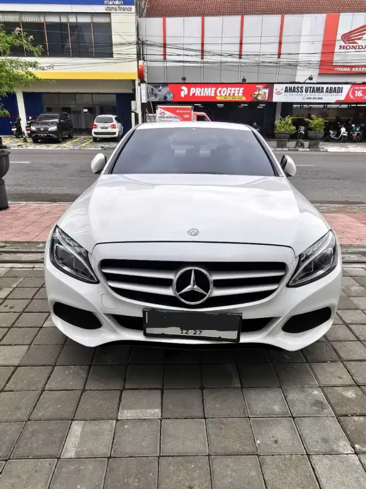 Mercedes C200 tahun 2017