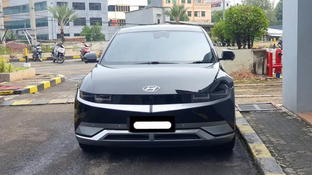Hyundai ioniq 5 long range signature 2023 hitam pajak panjang