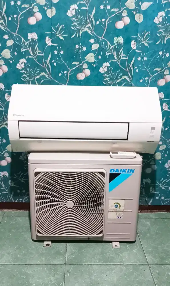 Ac daikin 1 pk, low Watt, type freon terbaru r32