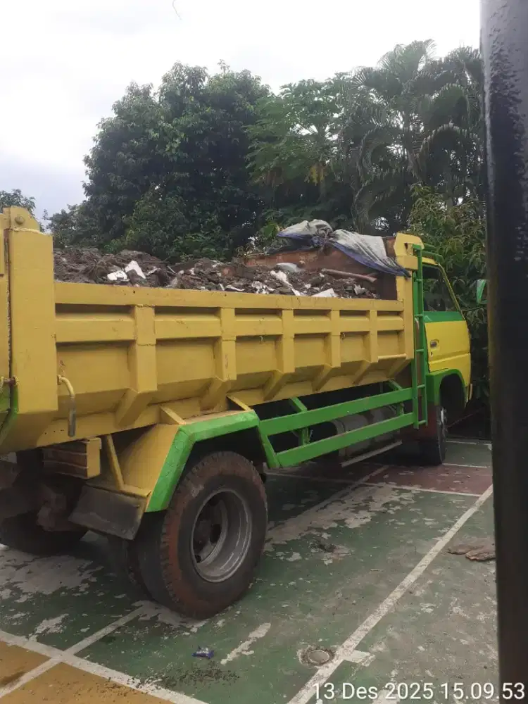 Terima Buang puing tanah bngunan dll