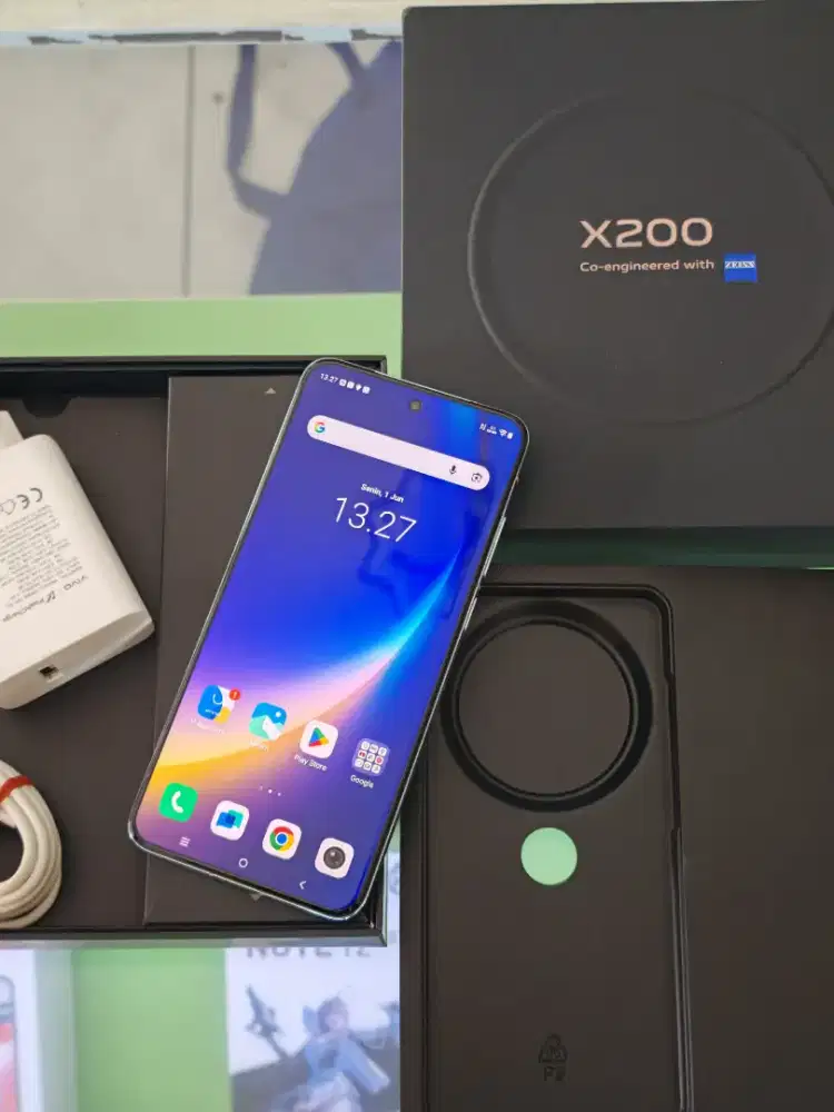 Vivo X200 5G 12/256 Resmi Mulus Fullset Original