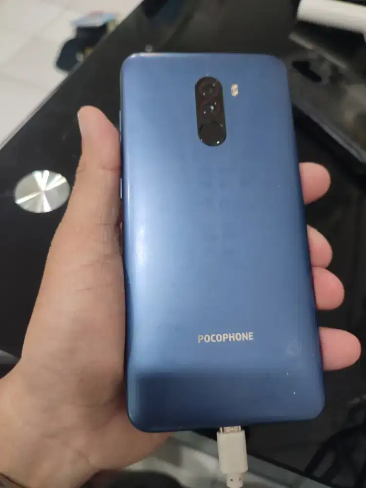 Dijual Pocophone F1