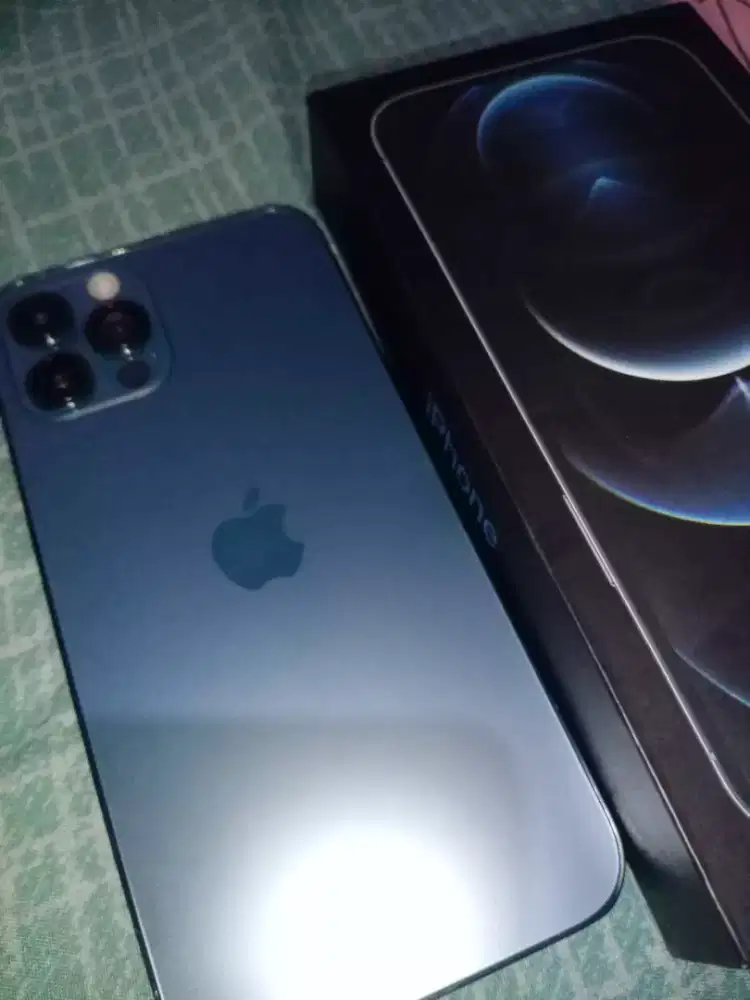 iphone 12 pro blue