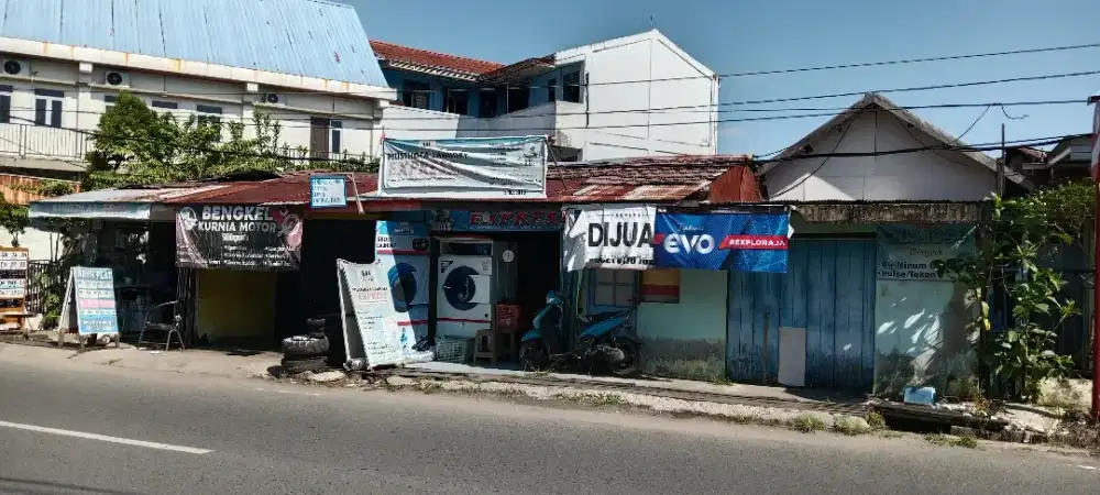Dijual tanah dan bangunan semi permanen