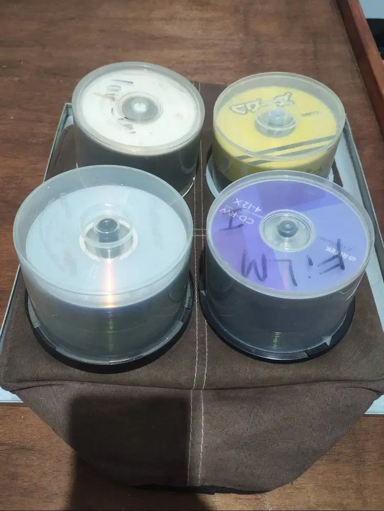 Borongan disc DVD-RW kosong brand campur
