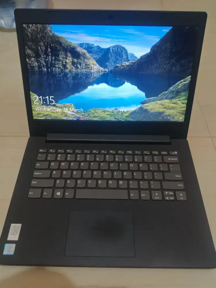 Laptop lenovo81H6