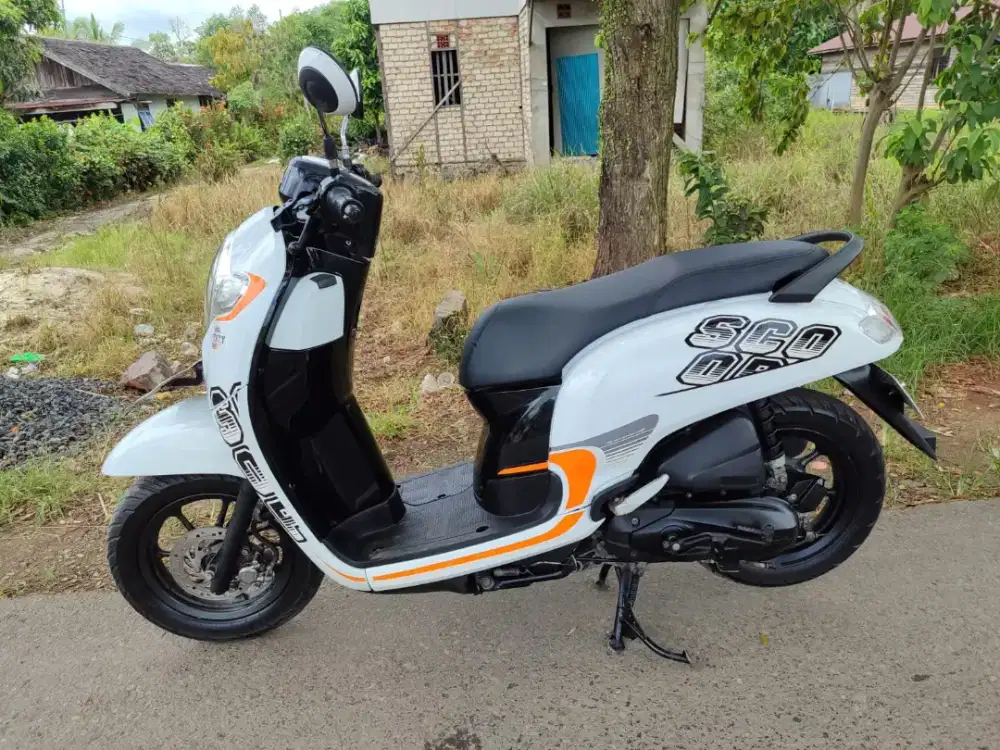 Dijual ada minus bagin bok ada retak itu ja insyaallah yng lain aman