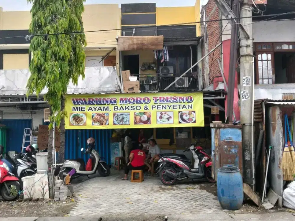 Jalan Kundi, Perum Legend Ruko Blok B