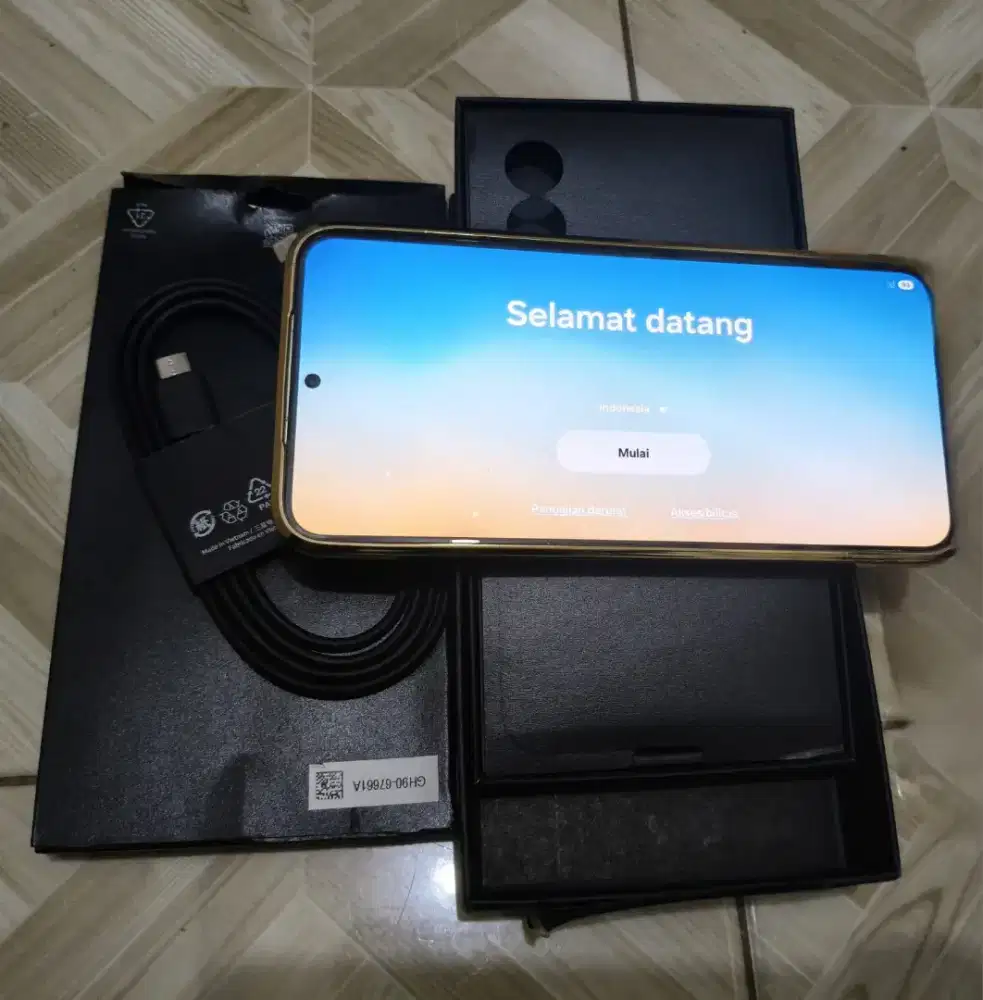 Samsung S23+ 8/256gb fullset