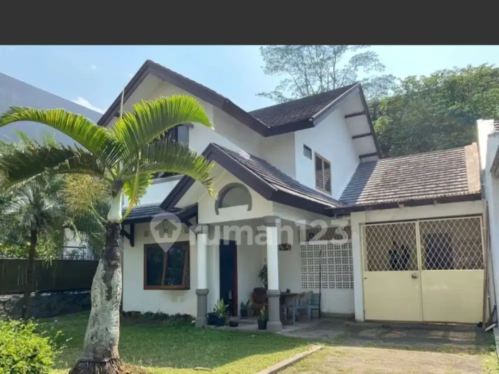 Rumah Siap Huni di Komplek Setraduta