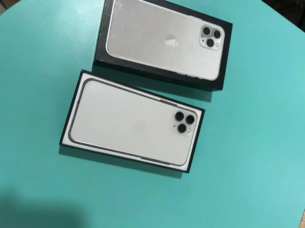 Iphone 11 pro 256gb sempurna