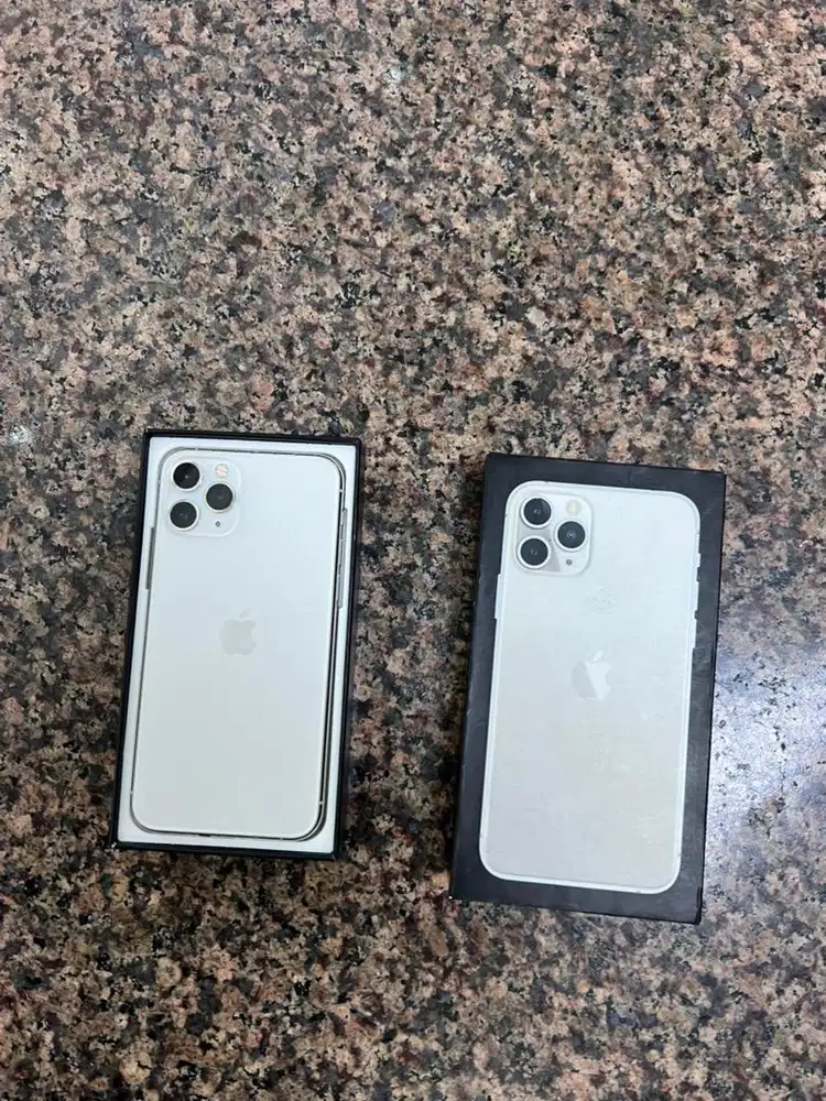 Iphone 11 pro 256gb banyak bonus