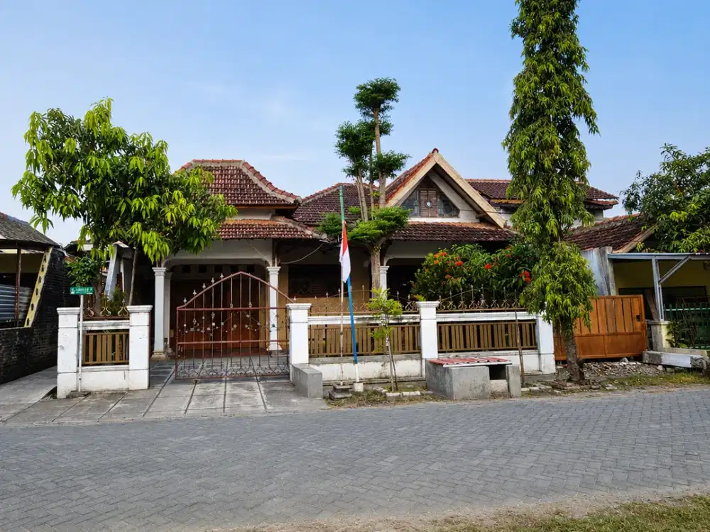 Rumah 2 Lantai Kokoh Strategis Dekat RSUD & Waterboom di Gubug
