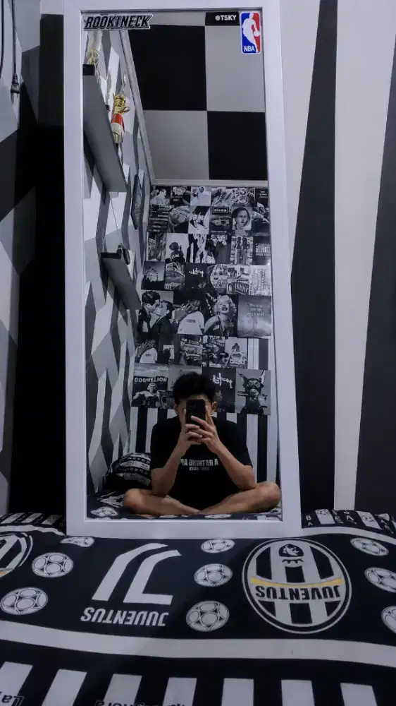 Cermin/kaca kondisi mulus