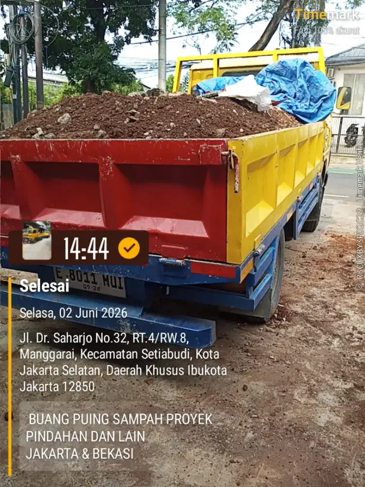 Jasa pengurugan dan buang puing