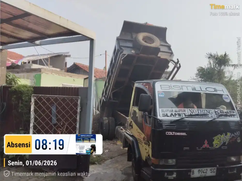 Jasa buang puing dan angkut sampah