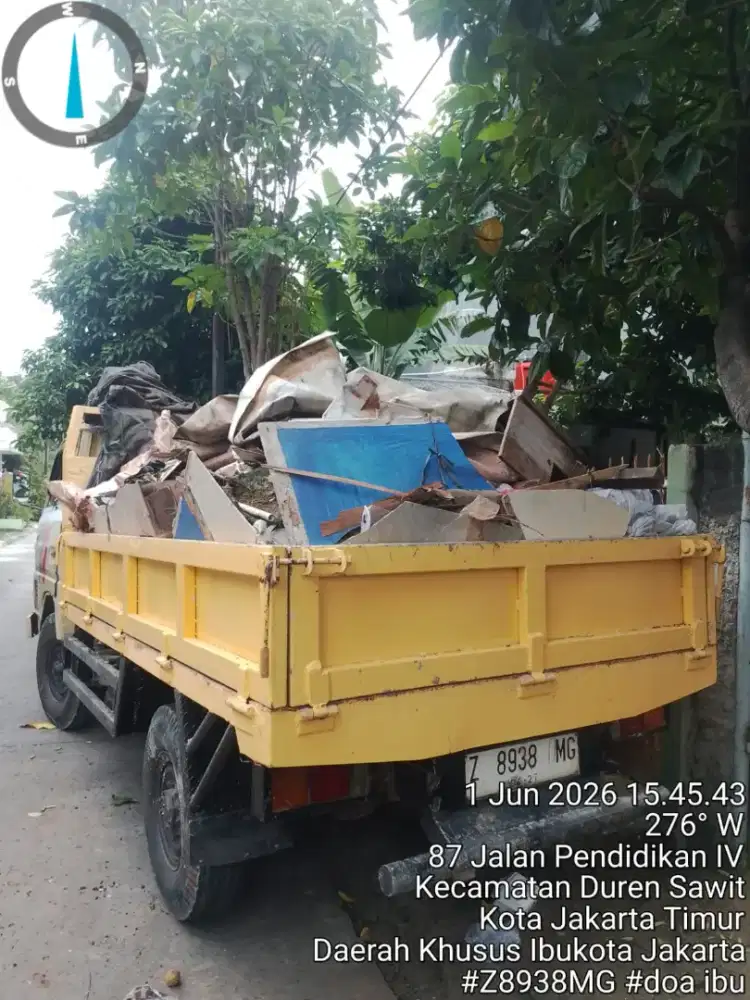 Jasa buang puing dan buang sampah